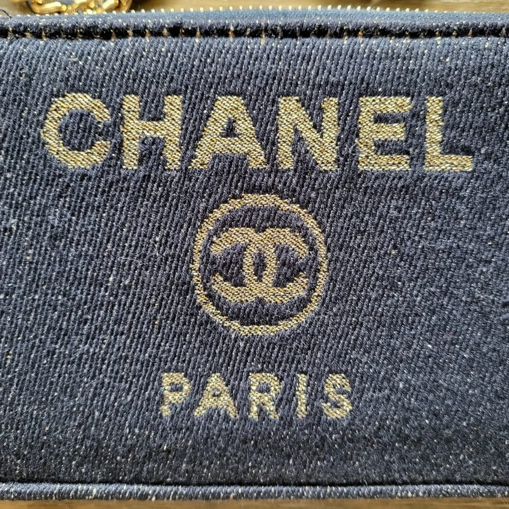 Chanel Deauville Chain Wallet navy blue Glittered Canvas Clutch with Chain